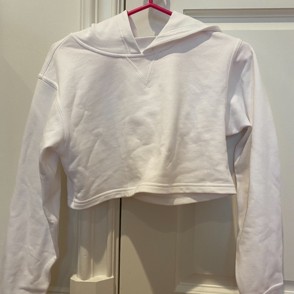 Lululemon cropped sweatshirt